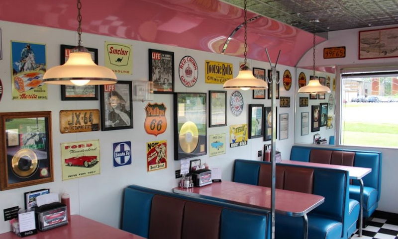 Grand Diner (Dons of Traverse City) - 2013 Dons Tc Photo (newer photo)